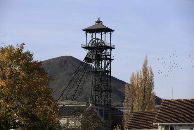 Une ancienne mine de charbon à Loos-en-Gohelle, ville de 7 000 habitants qui a réussi sa transition écologique.