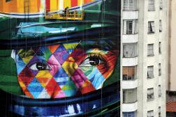 Une peinture murale représentant Ayrton Senna, réalisée par l’artiste Eduardo Kobra sur un bâtiment à Sao Paulo, le 5 novembre 2015. 