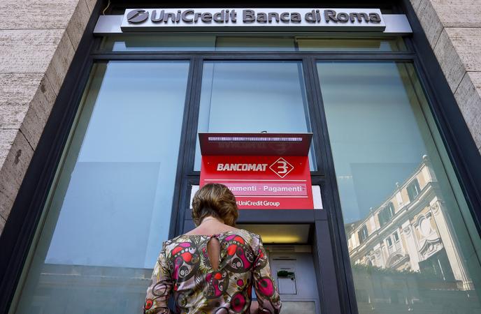 La banque italienne a prévu de fermer 500 agences d’ici à 2023.