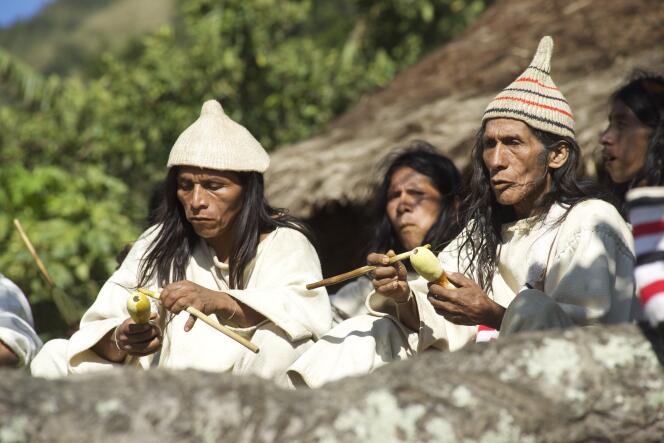 Des Indiens Kogis dans la vallée de Mendihuaca (Colombie).