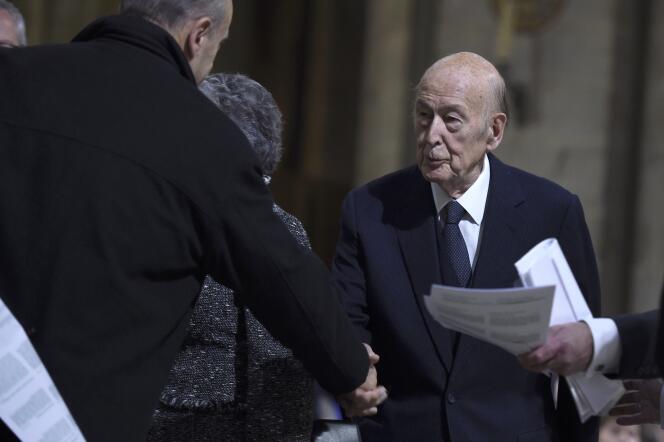 L’ancien président de la République, Valéry Giscard d'Estaing, à la cathédrale Notre-Dame à Paris, en novembre 2015.