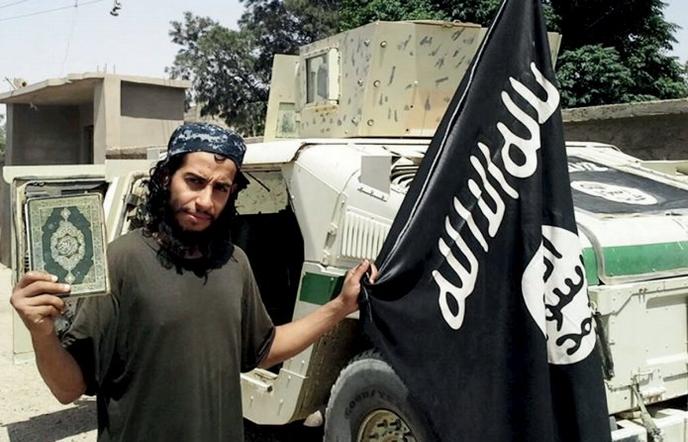 Attentats Du 13 Novembre Que Sait On Des Terroristes Impliques