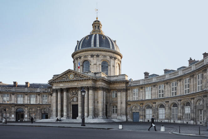 L'Institut de France, quai de Conti, à Paris, abrite l'Académie des sciences.