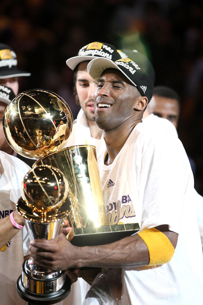 En 2010, Kobe Bryant remporte son dernier titre de NBA et décroche le trophée de meilleur joueur des finales.