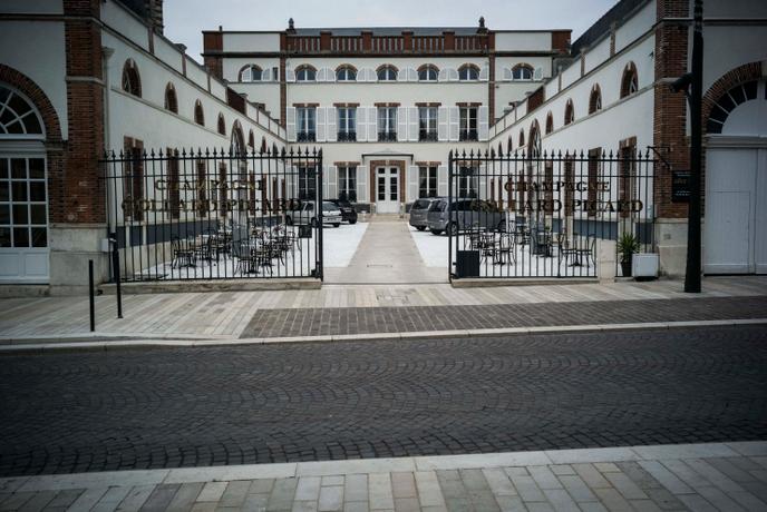 Champagne A Epernay L Avenue La Plus Riche Du Monde