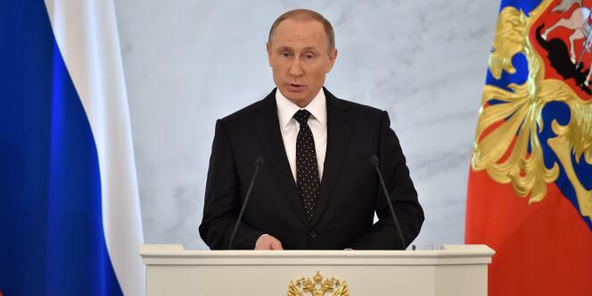 « Nous n'oublierons jamais (...) ceux qui ont tiré dans le dos de nos pilotes », a déclaré le président russe, lors de son discours annuel.