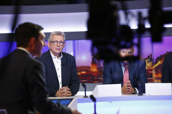Pierre Laurent (PCF) et Jean-Marie Le Guen (PS), sur le plateau de TF1, le 6 décembre.