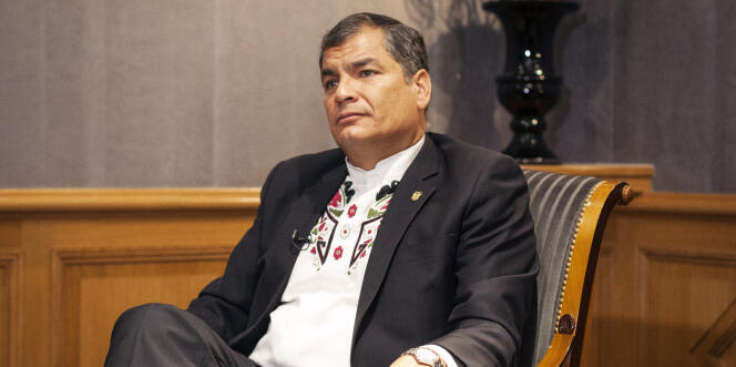 Rafael Correa à l'Hotel Scribe à Paris, le 1er décembre 2015.