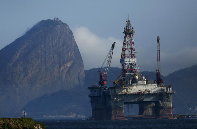 Une plateforme pétrolière dans la baie de Guanabara, près de Rio de Janeiro. Entre 2001 et 2010, les exportations de minerais et d’hydrocarbures d’Amérique latine vers la Chine ont ainsi crû de 16 % par an