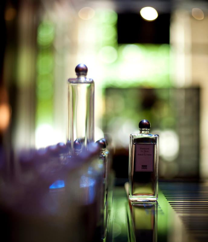 Les Parfums Haut De Gamme Enivrent Les Géants Du Luxe