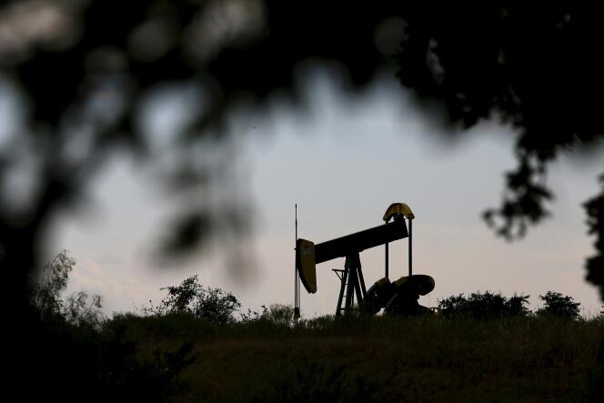 Un puits de pétrole à Cisco au Texas. La production américaine  de pétrole a augmenté  de près de 90  % depuis août 2008.