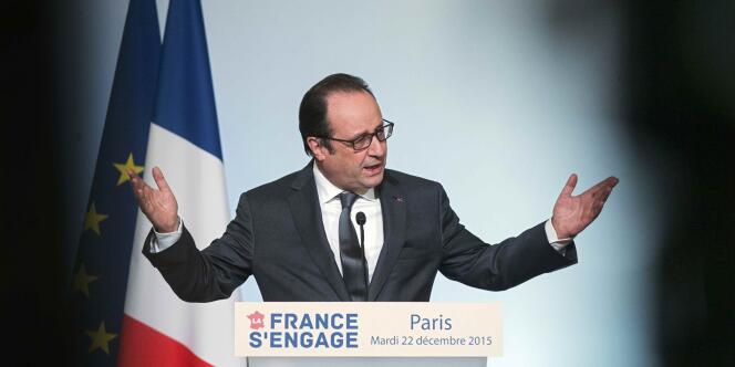François Hollande, lors d’un discours vantant le programme « La France s’engage », en décembre 2015, à l’Elysée.