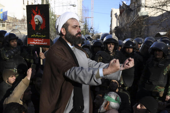 Manifestation devant l’ambassade d’Arabie saoudite à Téhéran, le 3 janvier.
