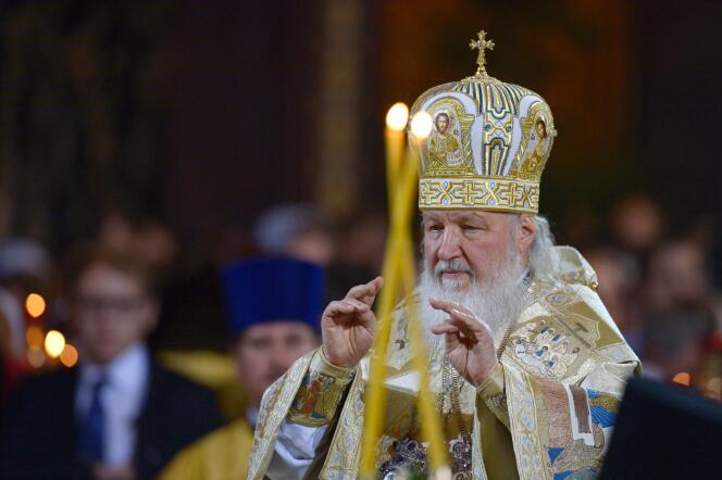 Le patriarche de Moscou et toute la Russie, Cyrille, célèbre une messe de Noël, en 2016, à Moscou, dans un pays où le christiannisme orthodoxe est la religion la plus largement représentée. La Russie a été placée, en novembre 2021, sur la liste noire américaine d’entrave à la religion.