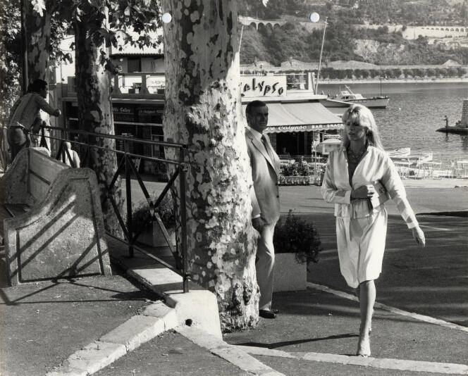 Kim Basinger et Sean Connery, lors du tournage de Jamais plus Jamais (1983), à Villefranche-sur-Mer