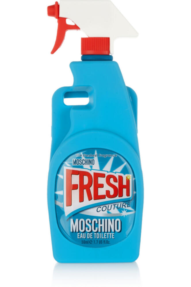 Ceci n'est pas un spray nettoyant, ceci est une coque de téléphone Moschino.