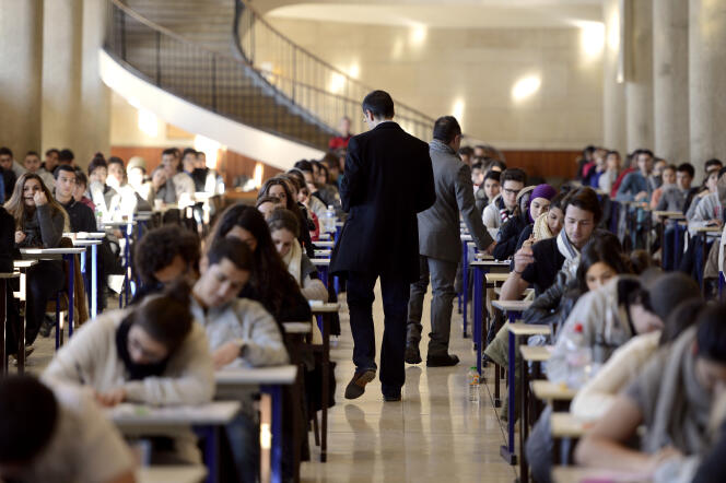 Examens de fin de premier semestre de médecine à la faculté de  La Timone, à Marseille.  AFP PHOTO / ANNE-CHRISTINE POUJOULAT / AFP / ANNE-CHRISTINE POUJOULAT