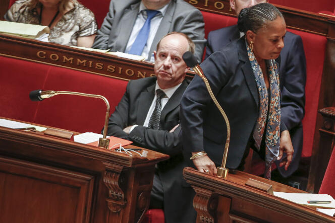 Jean-Jacques Urvoas et Christiane Taubira,  à l'Assemblée nationale, le 24 juin 2015.