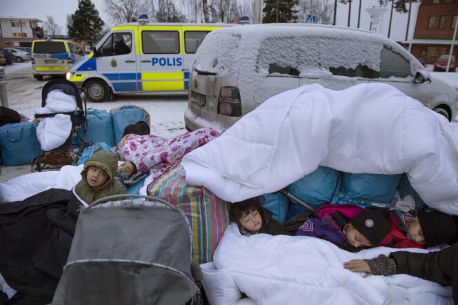 Des réfugiés syriens à Marsta, en Suède, en janvier.