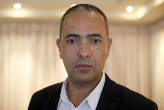 L'écrivain et journaliste algérien Kamel Daoud le 5 mai 2015 à Paris.