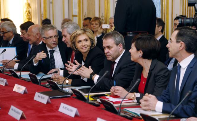 Les présidents de région, notamment Valérie Pécresse (Ile-de-France) et Xavier Bertrand (Nord-Pas-de-Calais-Picardie), ont été reçus à Matignon, mardi 2 février.