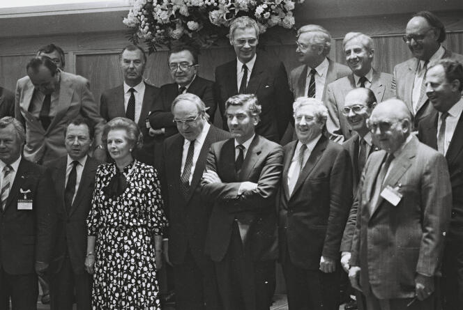 Jacques Delors and Margaret Thatcher (on the right of the picture), during the European Council in The Hague, June 26-27, 1986.