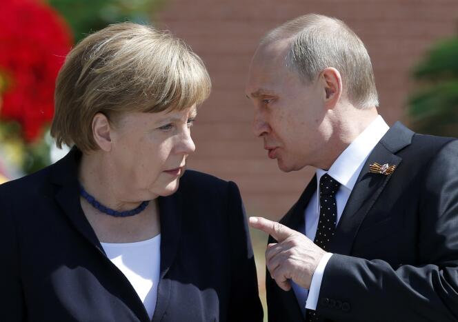 Angela Merkel et Vladimir Poutine à Moscou en mai 2015.