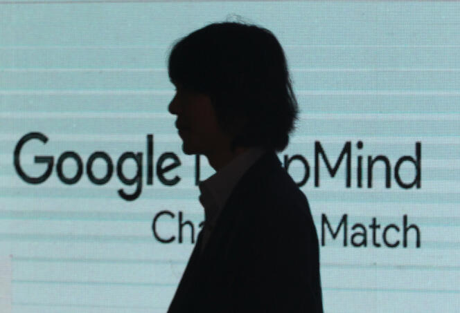 La silhouette de Lee Sedol, lors d'une conférence de presse à Séoul en février.