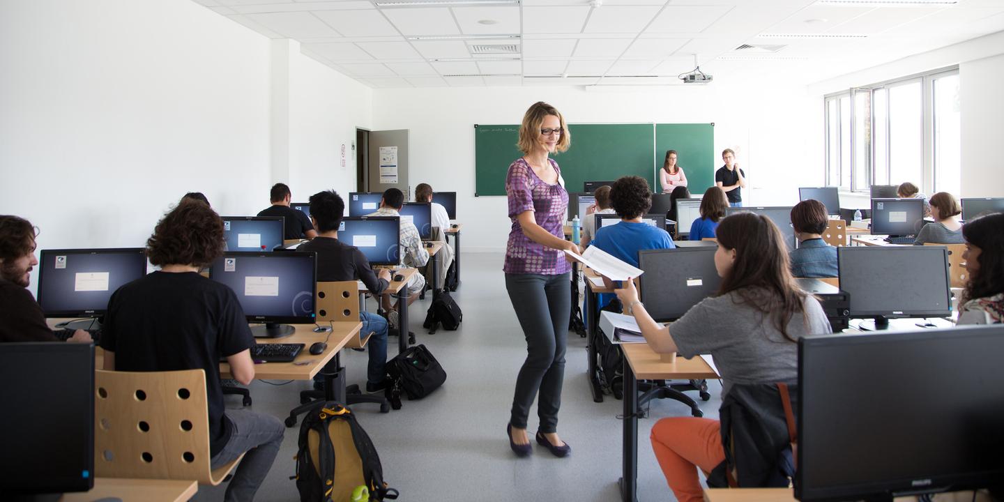Etudiants Ce Que Vous Devez Declarer Au Fisc