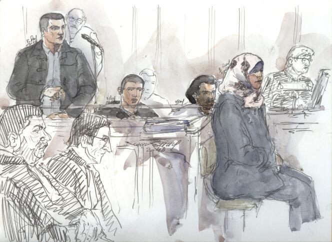 De gauche à droite : Bilal Taghi (24 ans), Faycal Ait Messoud (19 ans), Mansour Ly (22 ans) et Sihem Laidouni (22 ans) pendant leur procès au tribunal correctionnel de Paris,  mercredi 24 février.