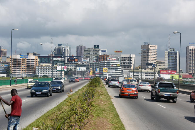 L'avenue du général de Gaulle à Abidjan, septembre 2014.