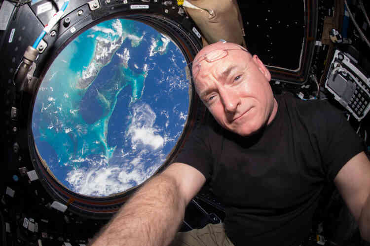 Un selfie de l'astronaute Scott Kelly, pris le 2 novembre 2015.
