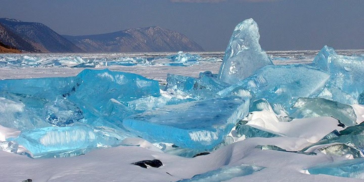 Marathon sur glace sur le lac Baïkal