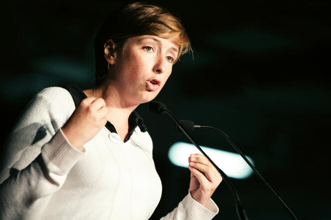 Caroline de Haas lors d'un meeting unitaire contre la réforme des retraites, le 9 septembre 2010, à Montreuil.