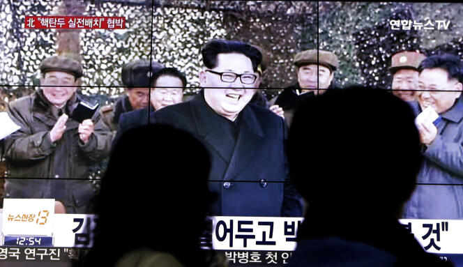 Le dirigeant nord-coréen Kim Jong-un apparaît à la télévision à Seoul, en Corée du Sud, le 4 mars.