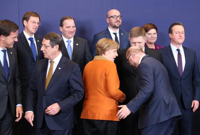 Au premier plan des dirigeants européens réunis lundi 7 mars à Bruxelles, la chancelière Angela Merkel.