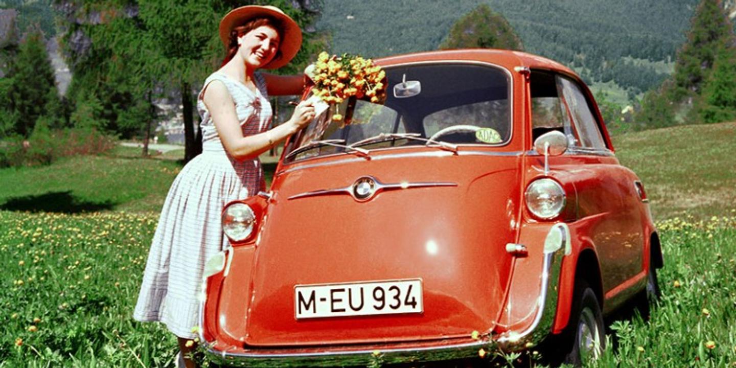 Isetta L œuf Roulant Qui Relanca Bmw