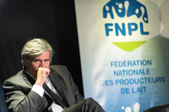 Stéphane Le Foll, lors de l’assemblée générale de la FNPL, à Saint-Didier-sur-Beaujeu (Rhône), le 17 mars.