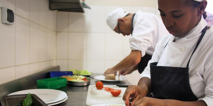 Madagascar A Des Jeunes Et Des Touristes Mais Pas Assez De Jeunes