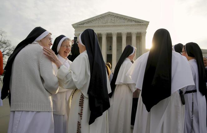 Le 23 mars devant la Cour suprême à Washington. La branche américaine des Petites Sœurs des pauvres refuse d’être confrontée à la question de la contraception de ses salariées.