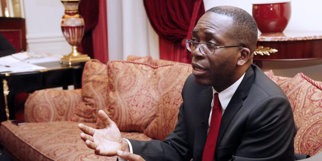 Le premier ministre de la République démocratique du Congo Matata Ponyo Mapon, à Paris le 14 novembre 2012.