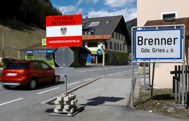 La frontière italo-autrichienne à Brenner le 12 avril 2016.