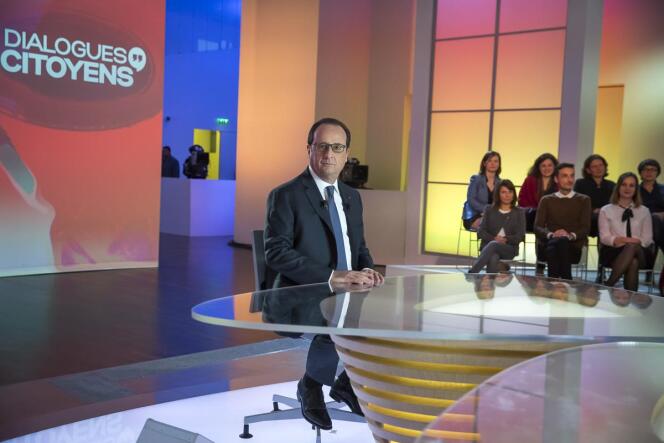Le chef de l’Etat a répondu jeudi soir aux questions de journalistes de France 2 et de quatre Français, au cours de l’émission « Dialogues citoyens ».