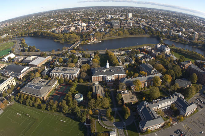 Vue aérienne du  campus de la Harvard Business School.
