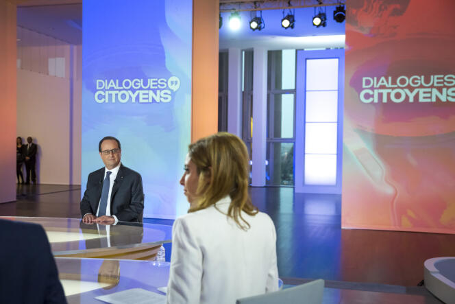 François Hollande, sur le plateau de « Dialogues citoyens », le 14 avril.