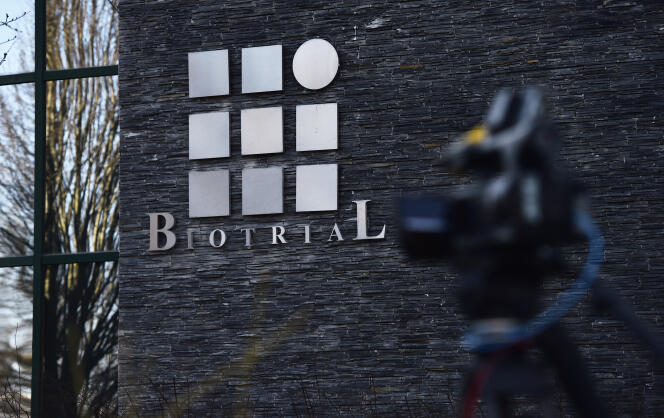 Devant les quartiers généraux des laboratoires Biotrial à Rennes, le 16 janvier 2016.
