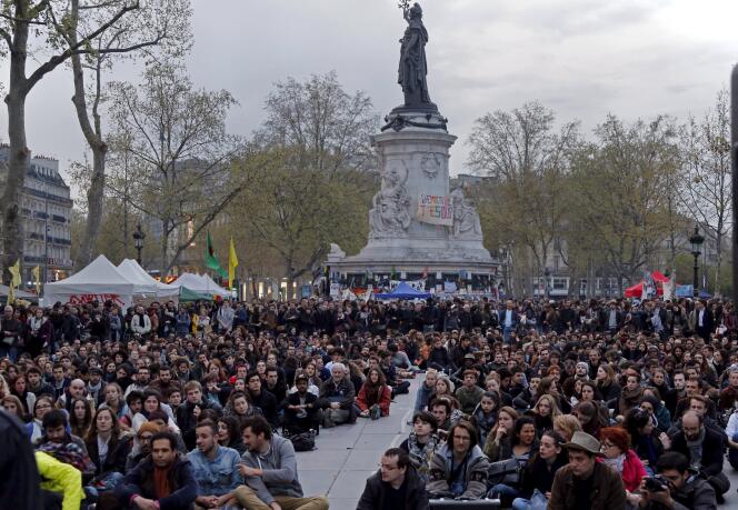 Sur la place de la République, à Paris, le 20 avril.