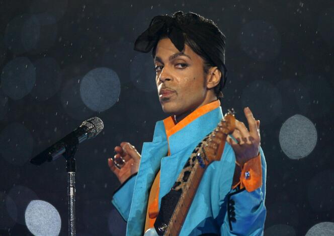 Selon la légende, Prince aurait entreposé des centaines voire des milliers de morceaux inédits.