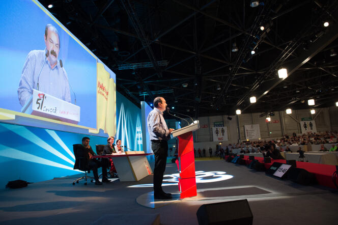 Philippe Martinez, secrétaire général de la CGT, lors de l'ouverture du 51e congrès de la CGT au parc Chanot à Marseille, le 18 Avril 2016.
