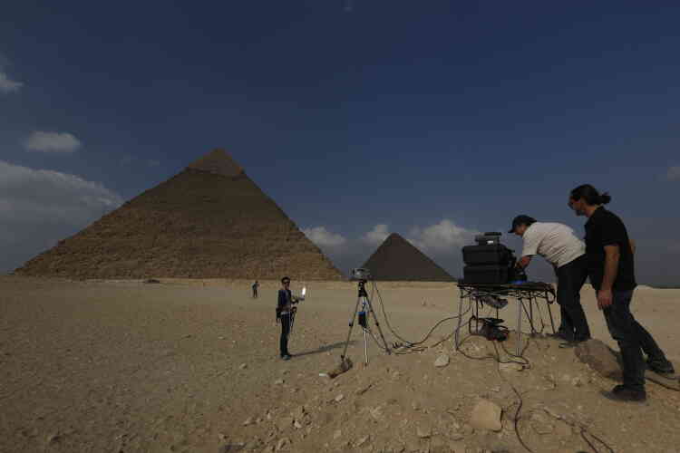 En Egypte, des technologies de pointe sont utilisée pour sonder les pyramides.